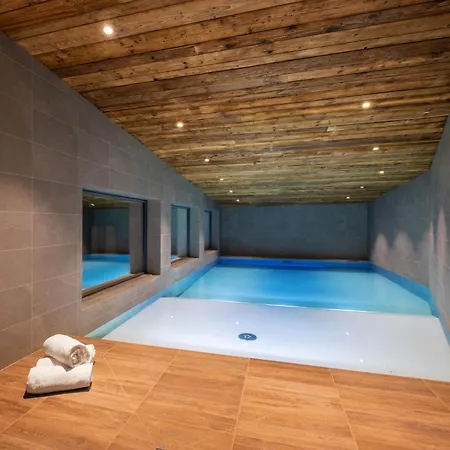 5*****, 15 Pers., Proche Piste, Piscine, Sauna - Fr-1-304-300 Chalet La Clusaz